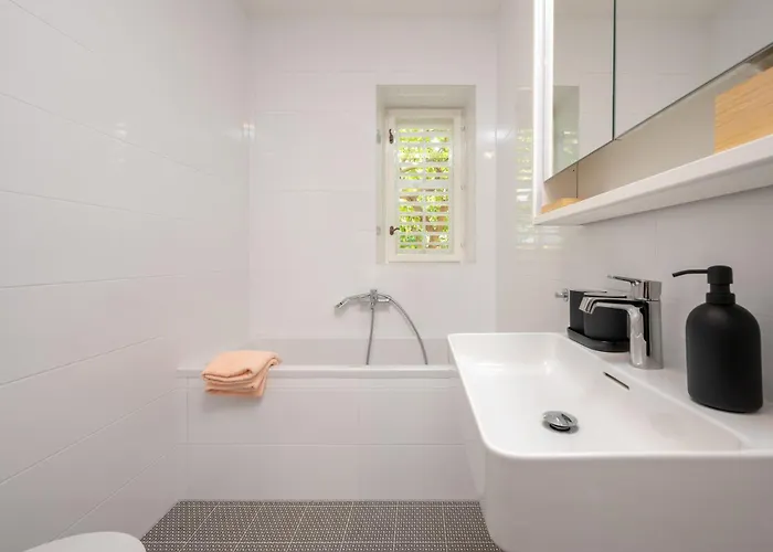 Beachfront Antonio Miro Διαμέρισμα *