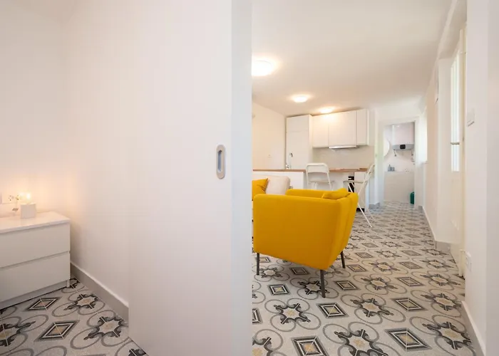 Beachfront Antonio Miro Διαμέρισμα *