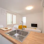Apartment Beachfront Antonio Miro