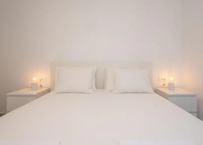 Beachfront Antonio Miro *