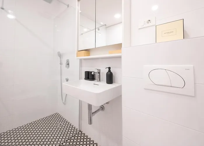 דירה Beachfront Antonio Miro טרוגיר