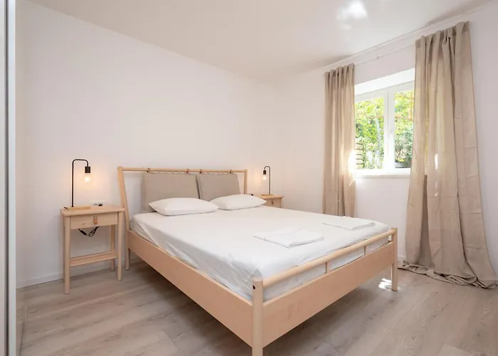 Beachfront Antonio Miro דירה *