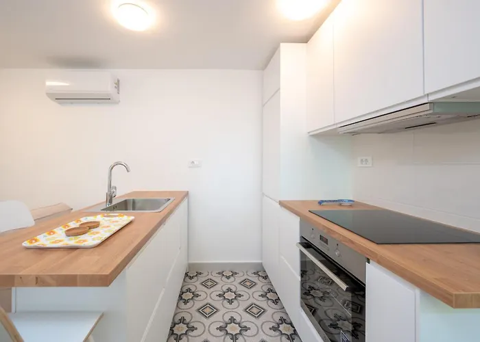 דירה Beachfront Antonio Miro טרוגיר